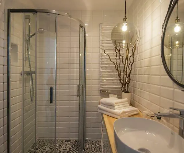 Apartwisla דירה *